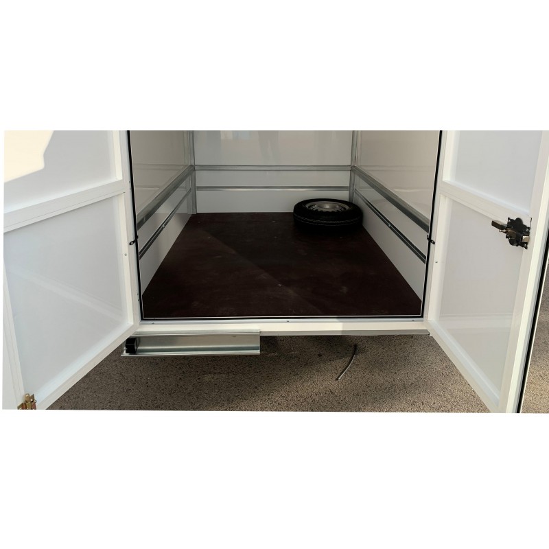 remolque-ligero-sandwich-1500 (3)